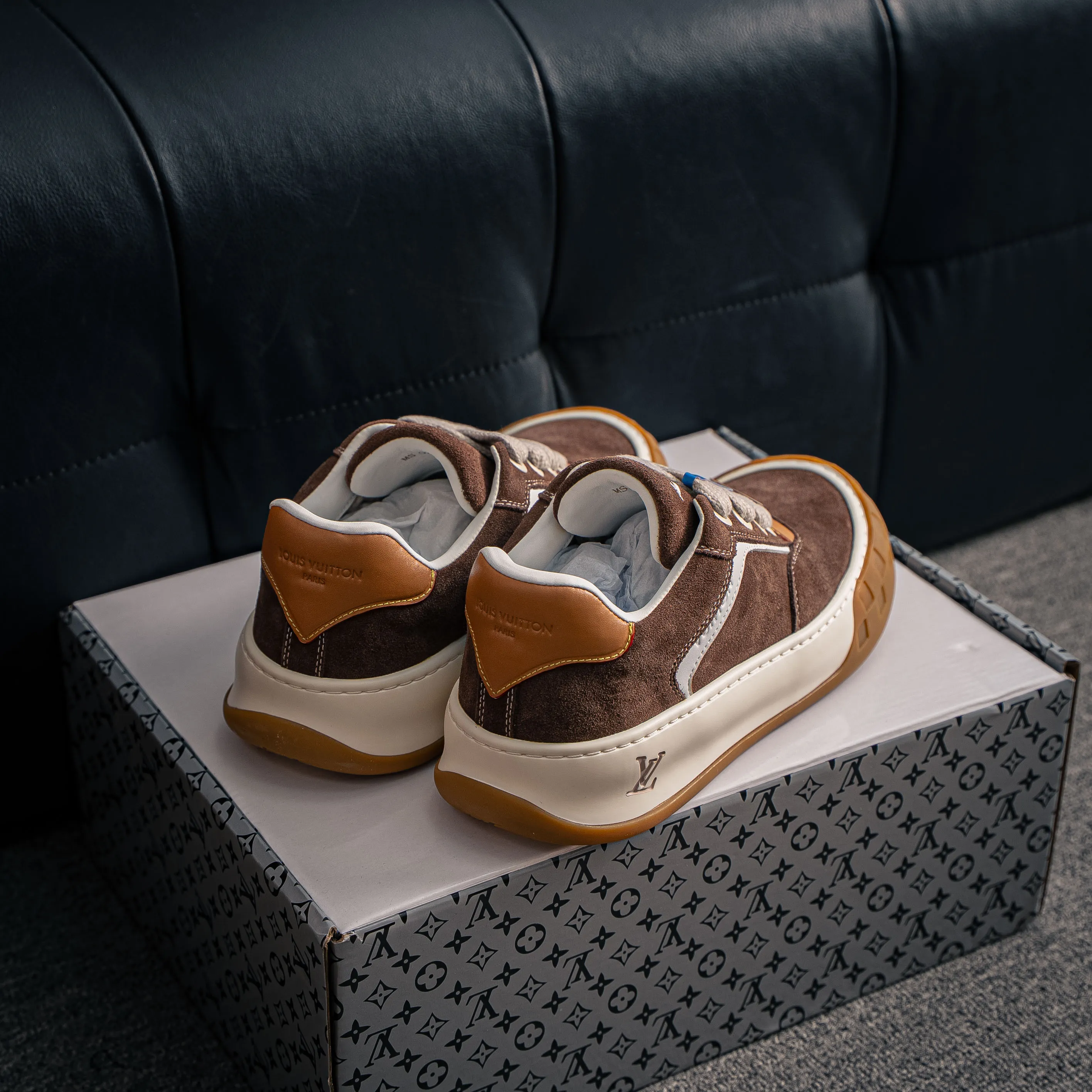 # LV LOUIS VUITTON Tilted Low Sneakers Series Low-Top Retro Versatile Skate Shoes 2026 Skate Shoes Shoes